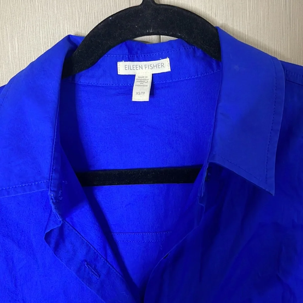 Eileen fisher button down xs blue blouse - Picture 3 of 3